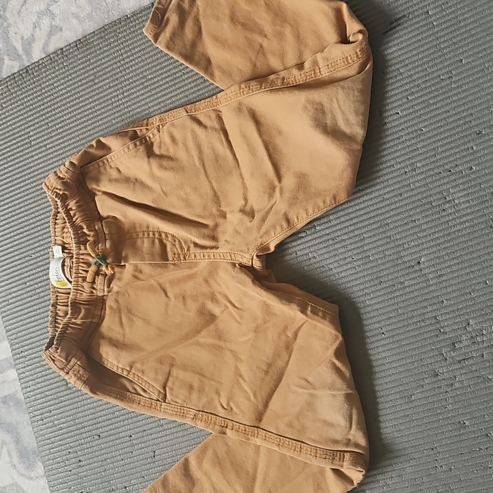 Mini Boden Tan Elastic Waist Pants*slight Fading On Knees